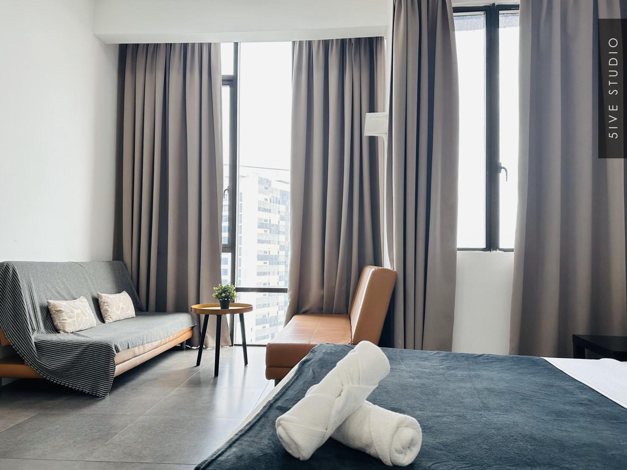 Five Studio - Empire Damansara Petaling Jaya Eksteriør bilde