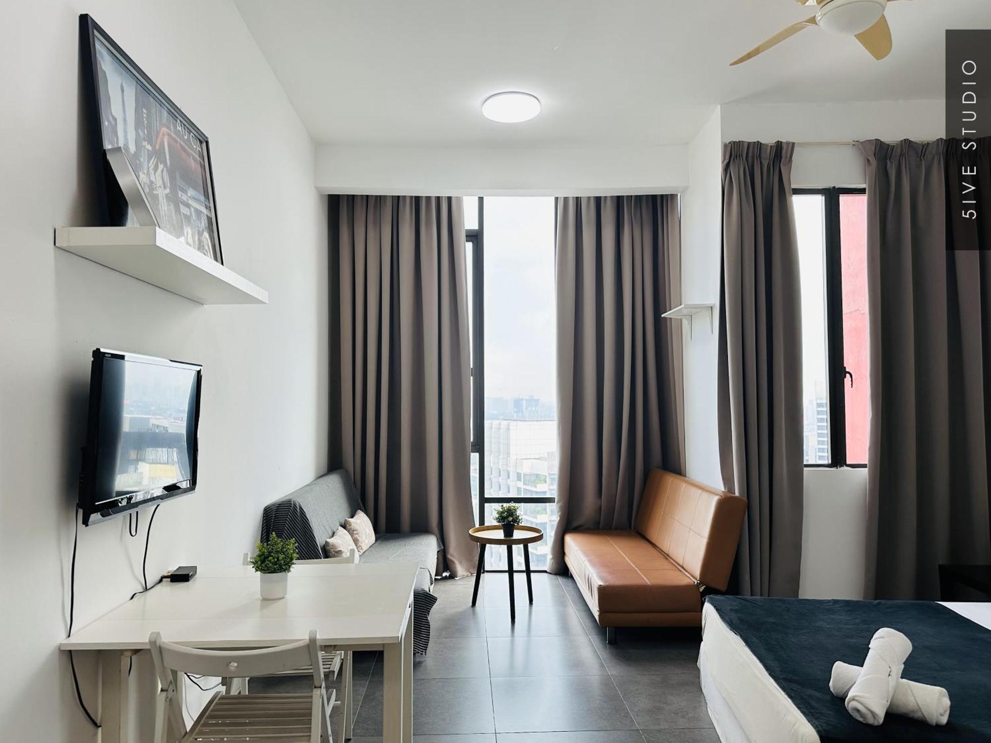 Five Studio - Empire Damansara Petaling Jaya Eksteriør bilde